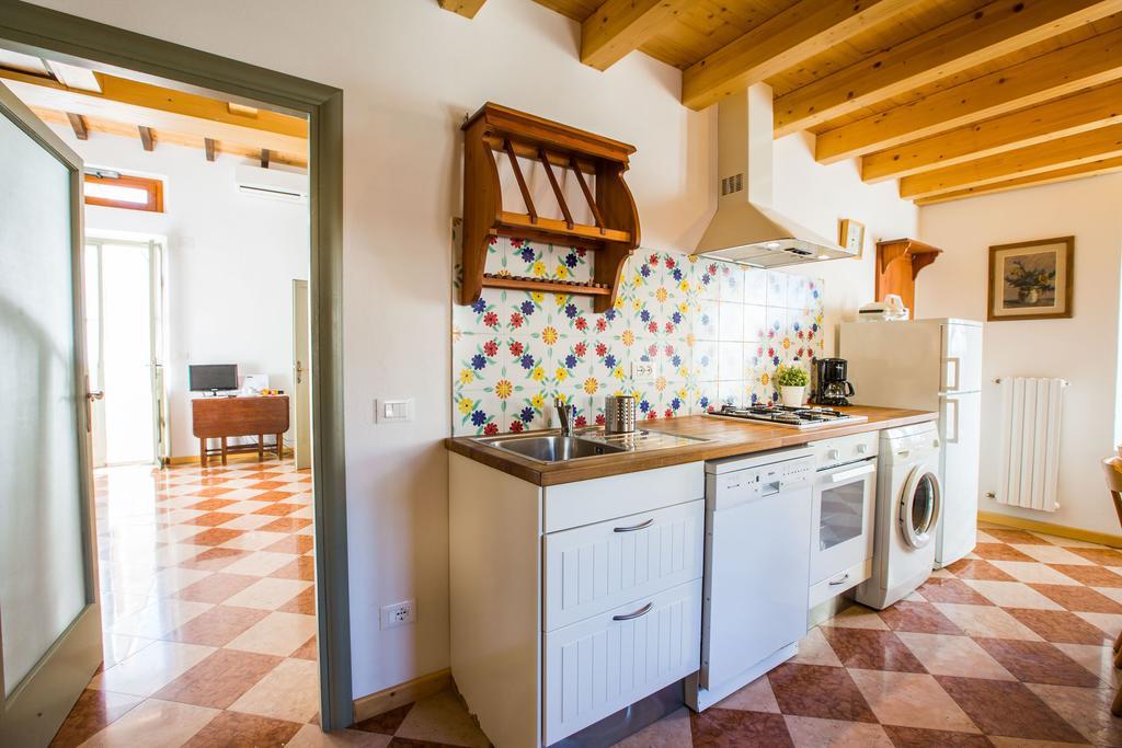 Le Camerine Apartment Water Front Toscolano Maderno Kültér fotó