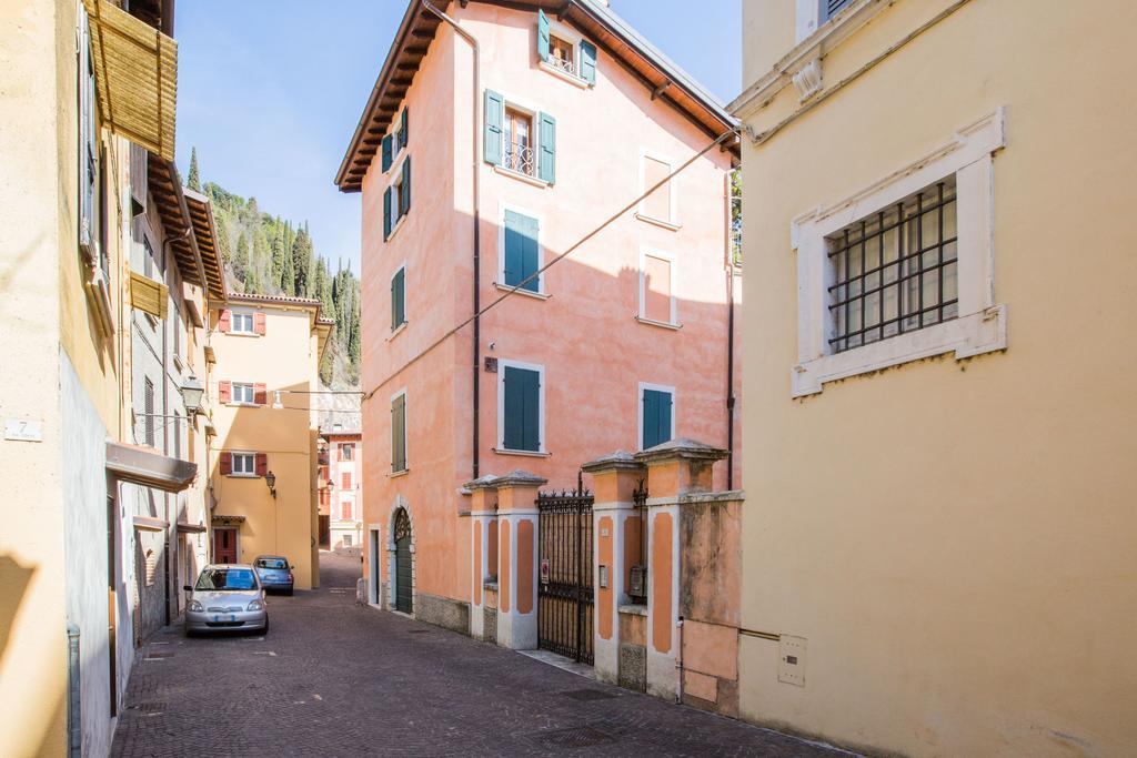 Le Camerine Apartment Water Front Toscolano Maderno Kültér fotó